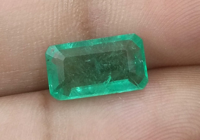 2.74ct GSI Certified Medium Green Zambian Emerald Minor Oiled Loose Gemstone