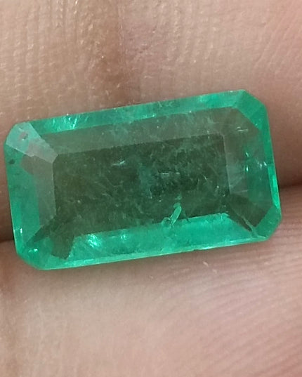 2.74ct GSI Certified Medium Green Zambian Emerald Minor Oiled Loose Gemstone
