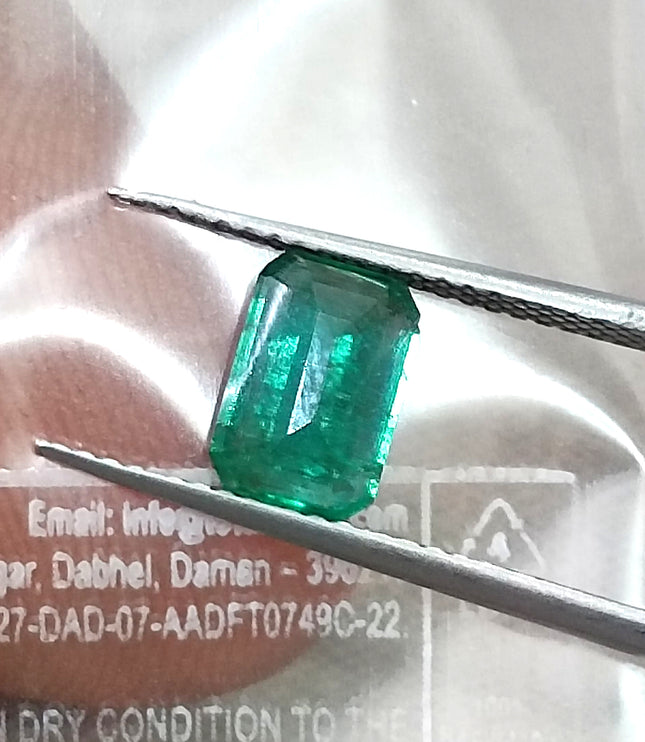 1.04ct Deep Green Natural Emerald Minor Oil Shiny Octagon Cut Gemstone