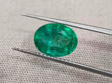 Zambian Emerald 1.92ct Certified Natural Deep Vibrant Green Oval Cut Loose Gemstone