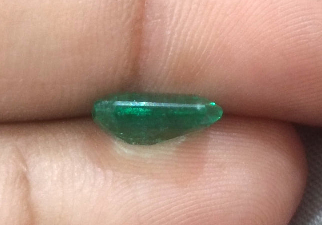 2.35ct GSI Certified Medium Green Zambian Emerald Minor Oiled Loose Gemstone