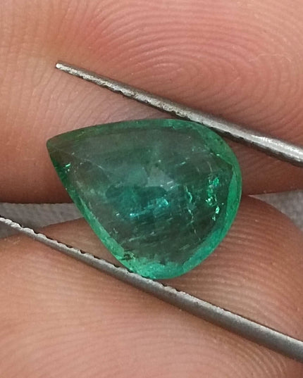 GSI Certified 2.65ct Medium Deep Pure Golden Green Natural Emerald Loose Gemstone