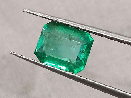 Certified 1.31ct Natural Zambian Emerald