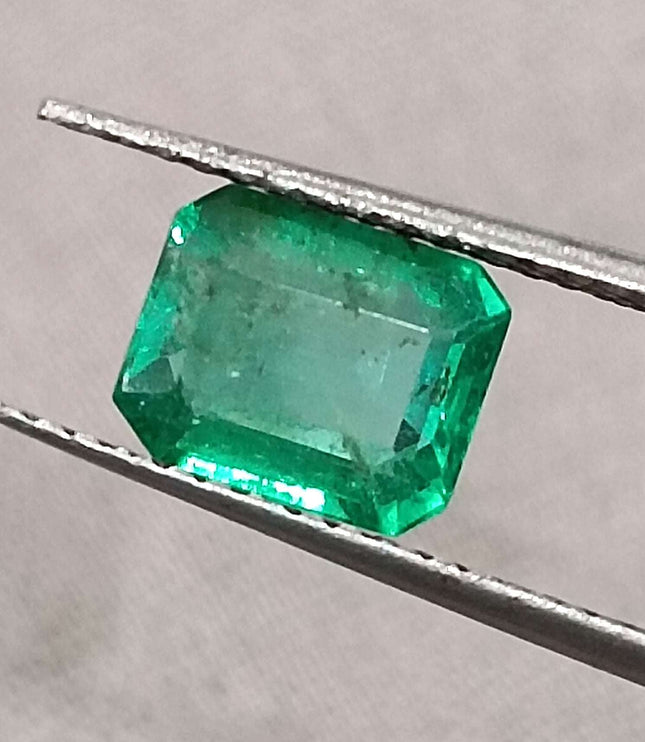 Certified 1.31ct Natural Zambian Emerald