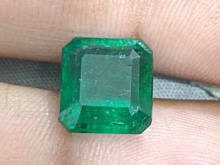 7.62ct Deep Vivid Green Zambian Emerald, Natural Gemstone