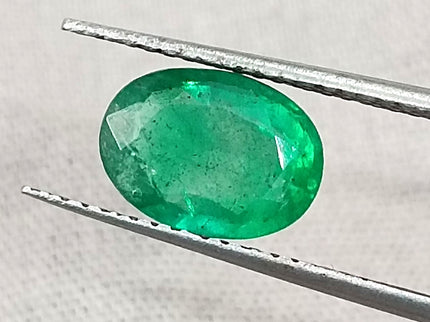 Zambian Emerald 1.38ct Deep Golden Green Oval Cut Loose Gemstone