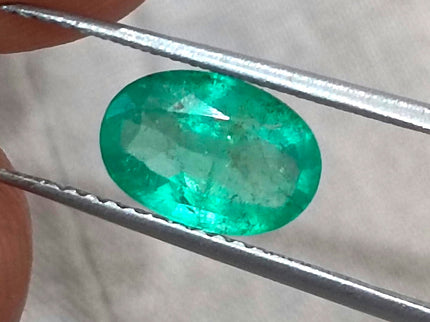 1.36ct Natural Emerald Medium Velvet Green Zambian Oval Cut Loose Gemstone