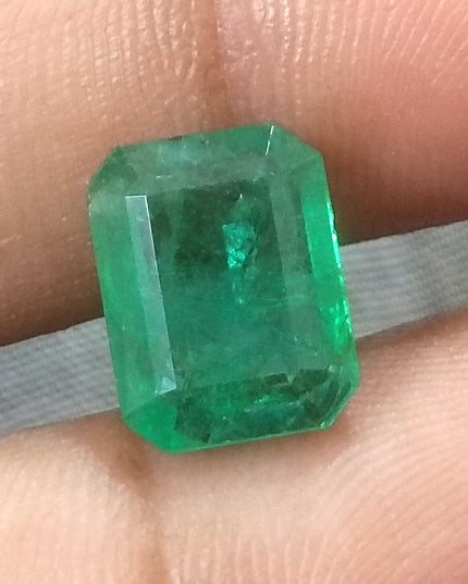 3.94ct GSI USA Certified Medium Green Zambian Emerald Minor Oiled Loose Gemstone