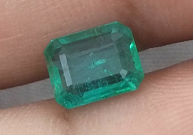 GSI USA Certified 1.39ct Medium Green Natural Zambian Minor Oiled Loose Gemstone