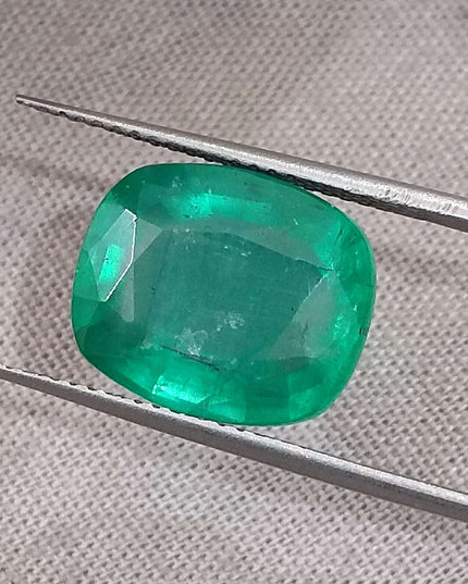 Big 6.28ct Zambian Emerald, Medium Deep Green Minor Oiled Natural Loose Gemstone