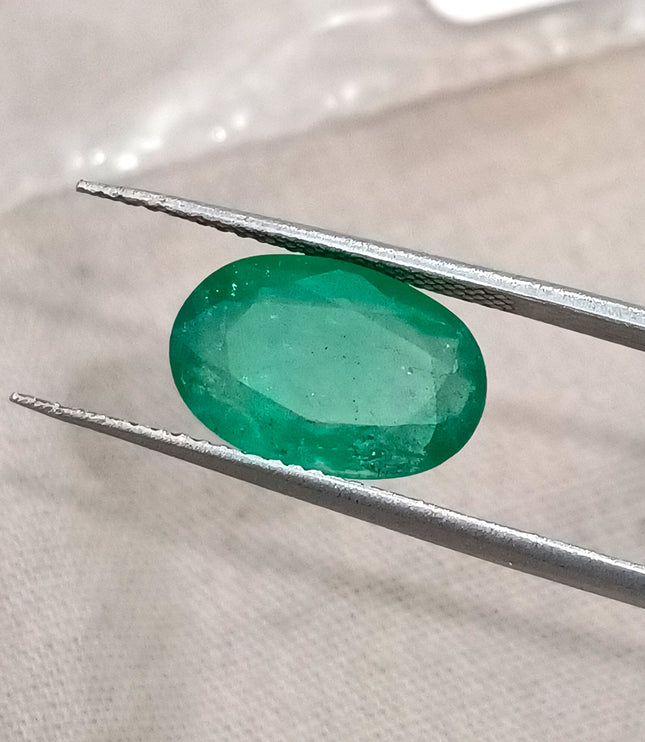 3.41ct Natural Emerald Medium Spring Green Zambian Oval Gemstone