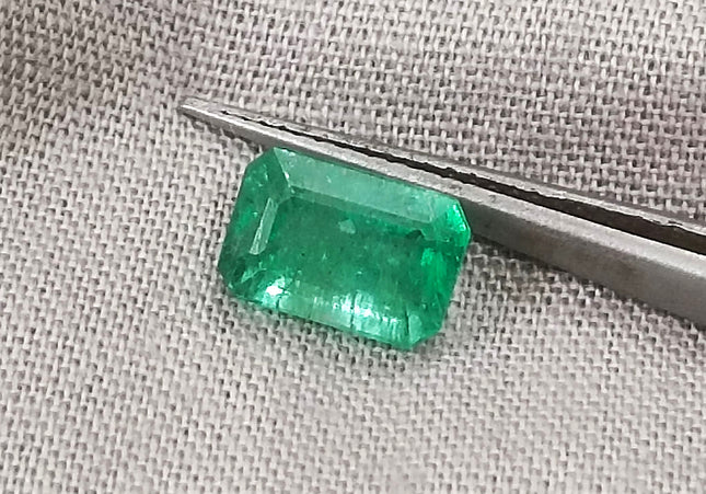 1.81ct GSI Certified Medium Deep Golden Green Zambian Emerald Minor Oiled Loose Gemstone