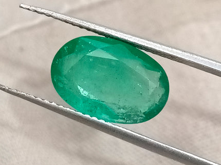 3.41ct Natural Emerald Medium Spring Green Zambian Oval Gemstone