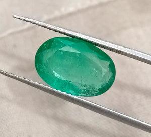 3.41ct Natural Emerald Medium Spring Green Zambian Oval Gemstone
