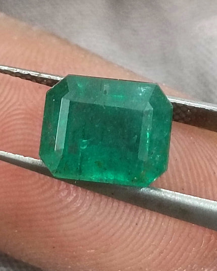 GSI Certified Deep Forest Green Natural Zambian Emerald Minor Oiled Loose Gemstone