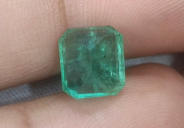 GSI Certified Medium Sea Green Zambian Emerald Minor Oiled Loose Gemstone