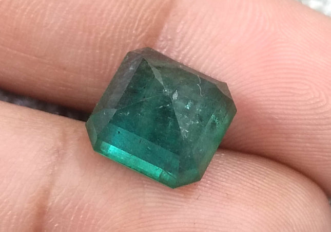 8.50ct Deep Green Natural Emerald, Earth Mined Loose Gemstone