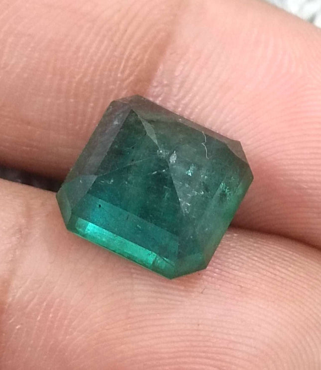 8.50ct Zambian Emerald, Natural Deep Green Stone.