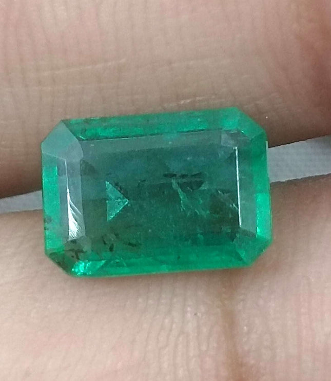 Zambian Emerald 2.73ct Certified Natural Medium Deep Green Loose Stone.