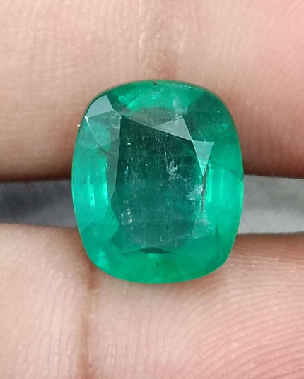 Big 6.28ct Zambian Emerald, Medium Deep Green Minor Oiled Natural Loose Gemstone