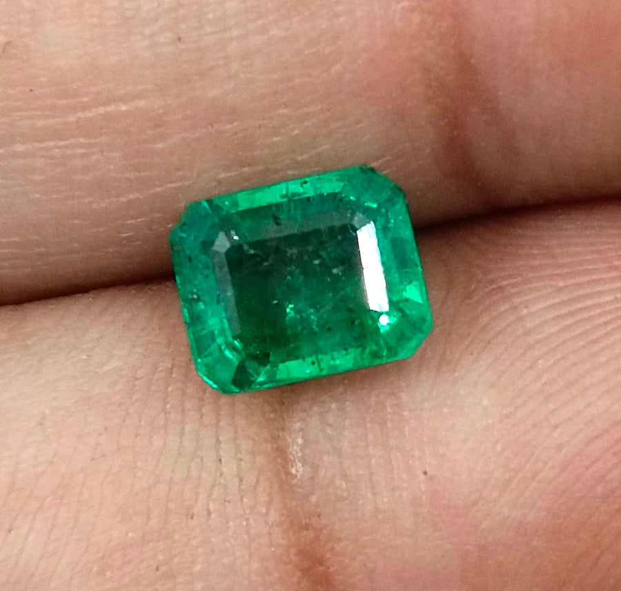 Zambian Emerald 1.70ct Natural Certified Glass Green  Minor Oiled Loose Gemstone