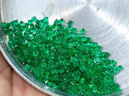 Emerald Lot Calibrated 15.42ct Princess Cut Vivid Medium Deep Green Gemstones