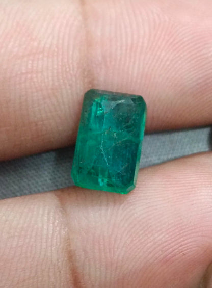 4.58ct Zambian Emerald, 100% Natural Earth Mined Gemstone