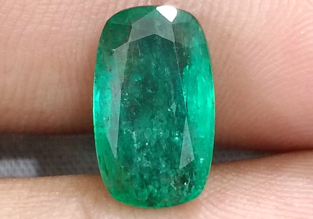 3.99ct Natural Zambian Emerald, Deep Green Cushion Cut Minor Oiled Loose Gemstone.