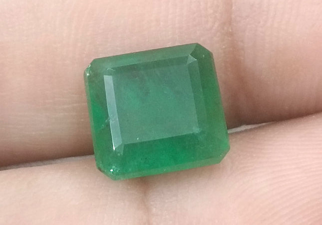 5.30ct Deep Green Natural Zambian Emerald Moderately Clarity Enhanced Loose Gemstone