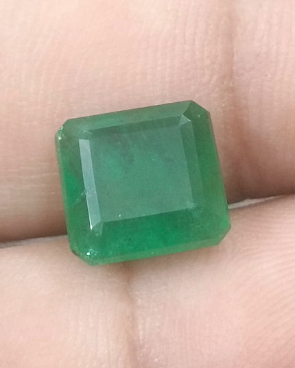 5.30ct Deep Green Natural Zambian Emerald Moderately Clarity Enhanced Loose Gemstone