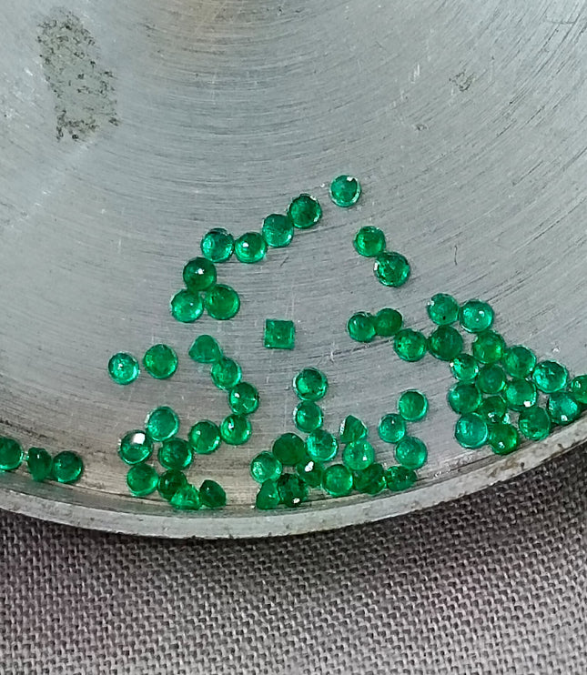 1.32ct Calibrated Panjshir Emerald Lot mm sizes Bright Spring Green Round Cut Loose Gemstones