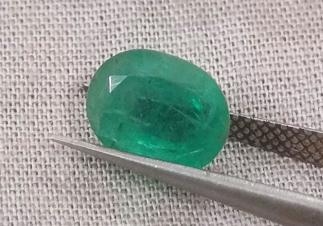 2.64ct Medium Green Zambian Emerald Minor Oiled Loose Gemstone