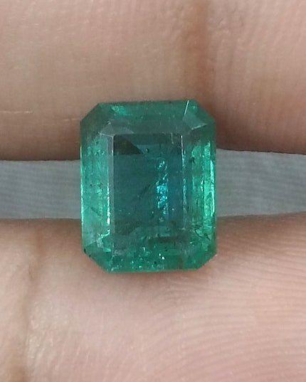 GSI certified 2.76ct Deep metal Green Zambian Emerald Minor Oiled Loose Gemstone