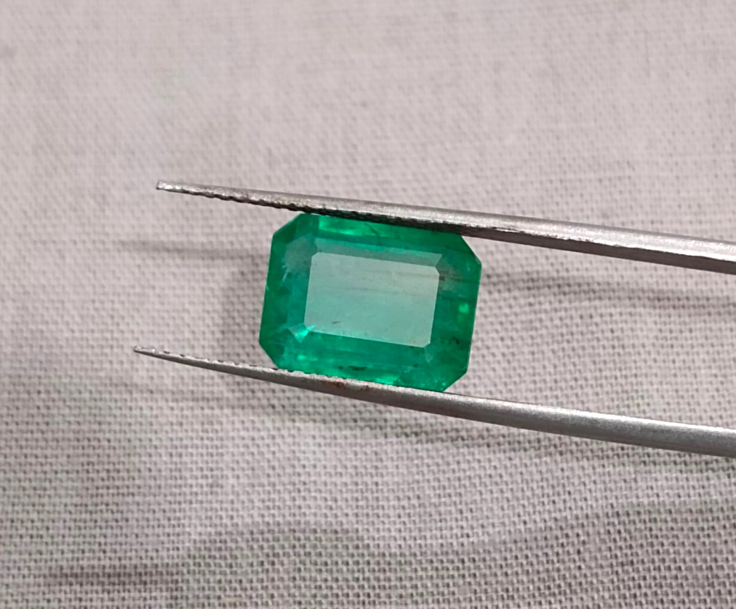 4.81ct Certified Zambian Emerald, 100% Natural Gem