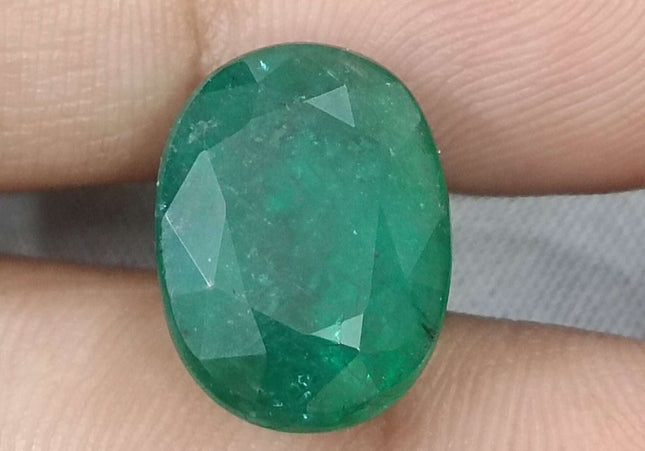 10.50ct Zambian Emerald, Deep Forest Green Oval Cut Natural Loose Gemstone.