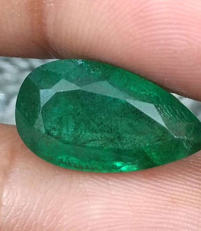 9.61ct Deep Vivid Green Natural Emerald, Earth Mined Gemstone