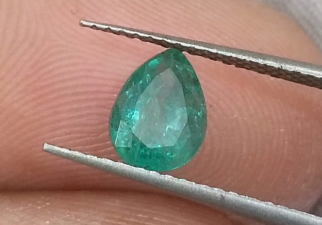 GSI Certified 0.99ct Medium Deep Green Natural Loose Emerald Minor Oiled Loose Gemstone