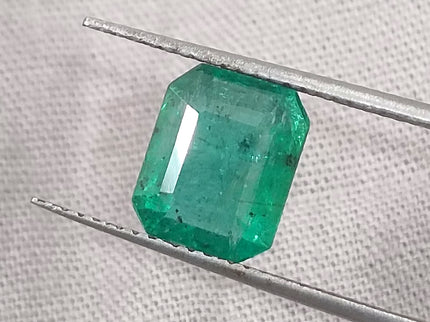 Certified 2.28ct Medium Green Zambian Emerald.