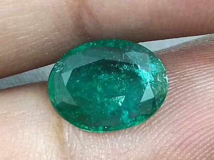 Certified 2.19ct Medium Deep Green Natural Emerald.