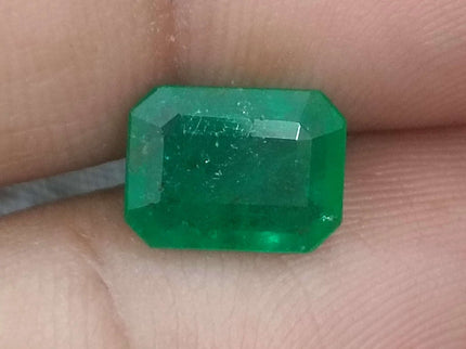 2.20ct Certified Zambian Natural Emerald Stone.