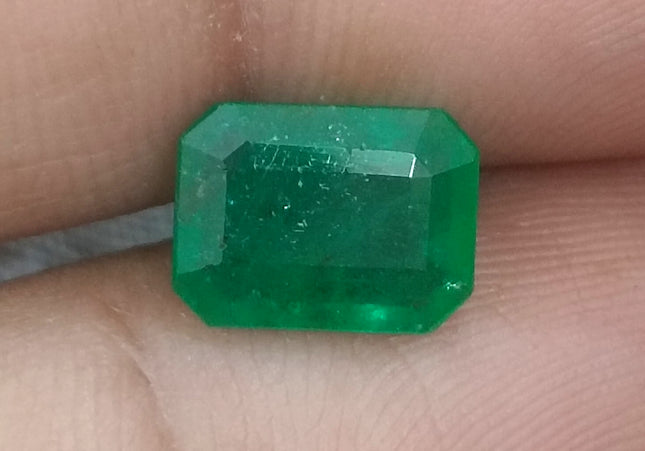 2.20ct GSI Certified Deep Velvet Green Zambian Emerald Minor Oiled Loose Gemstone