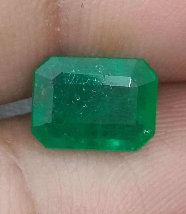 2.20ct Certified Zambian Natural Emerald Stone.