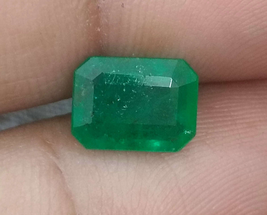 2.20ct Certified Zambian Natural Emerald Stone.