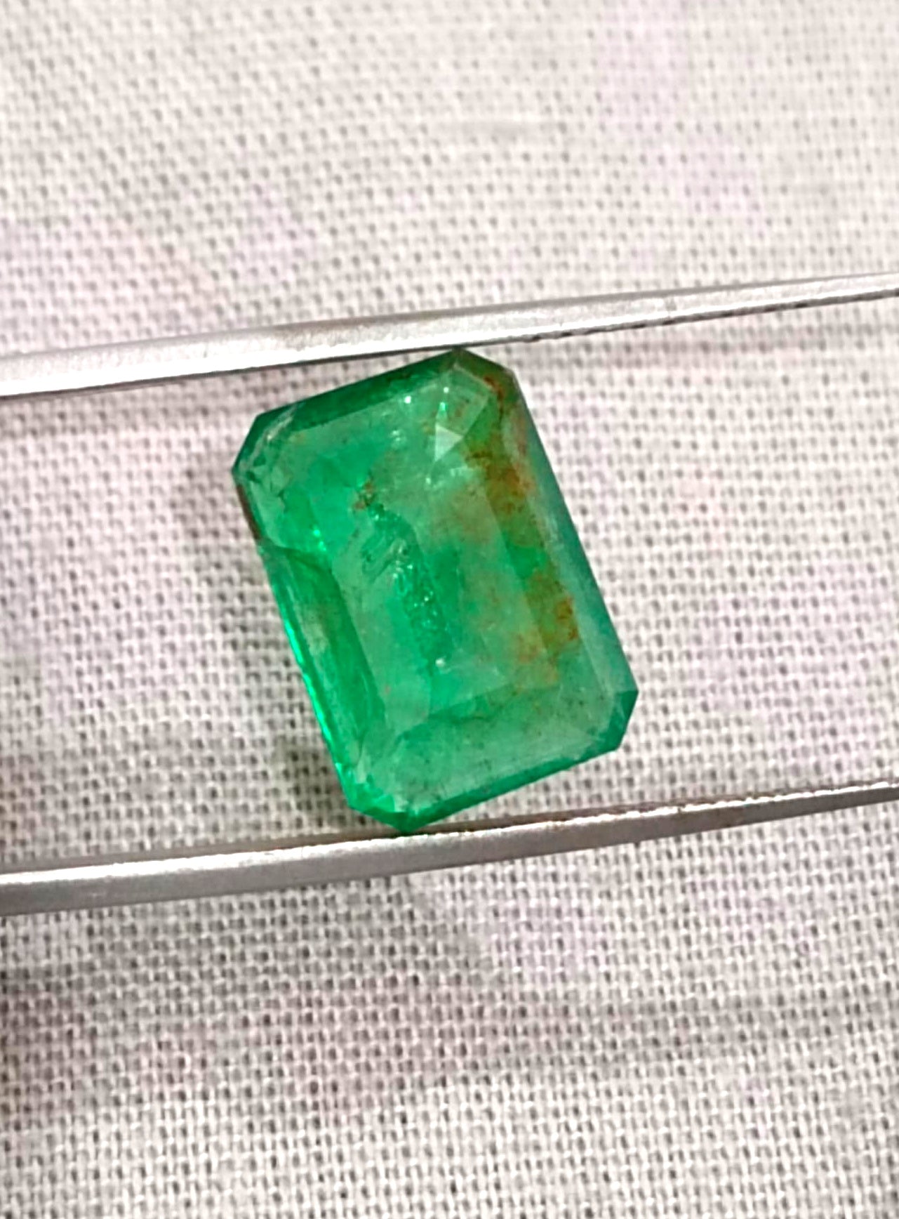 4.63ct IGI Certified Deep Green Swat Emerald, 100% Natural Gem