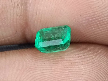 Panjshir Emerald 1.32ct Natural Certified Bright Neon Green Emerald Cut Loose Stone