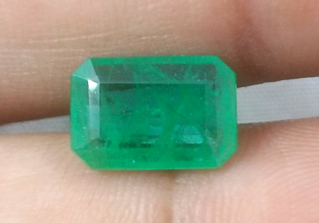 2.87ct GSI Certified Medium Green Zambian Emerald Minor Oiled Loose Gemstone