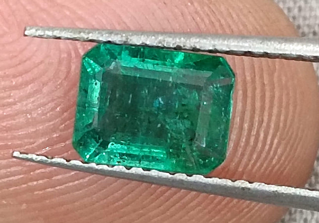 1.27ct Quality Natural Zambian Emerald Stone Deep green Gemstone
