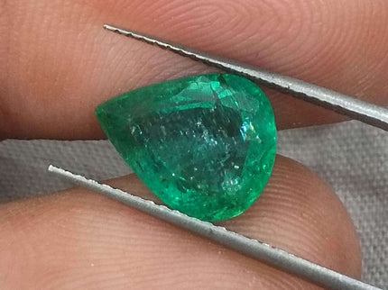 Certified 2.65ct Natural Zambian Emerald, Deep Pure Green Stone.
