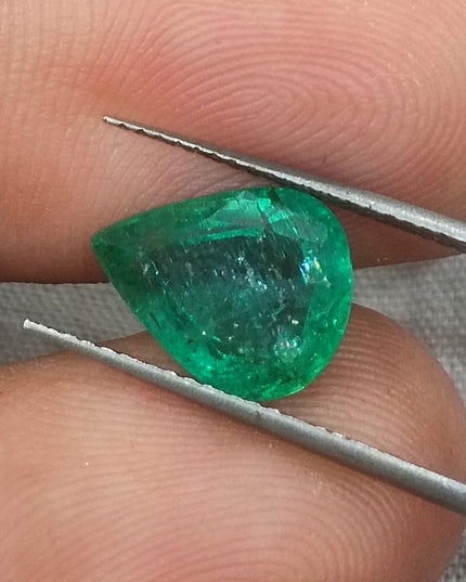 GSI Certified 2.65ct Medium Deep Pure Golden Green Natural Emerald Loose Gemstone