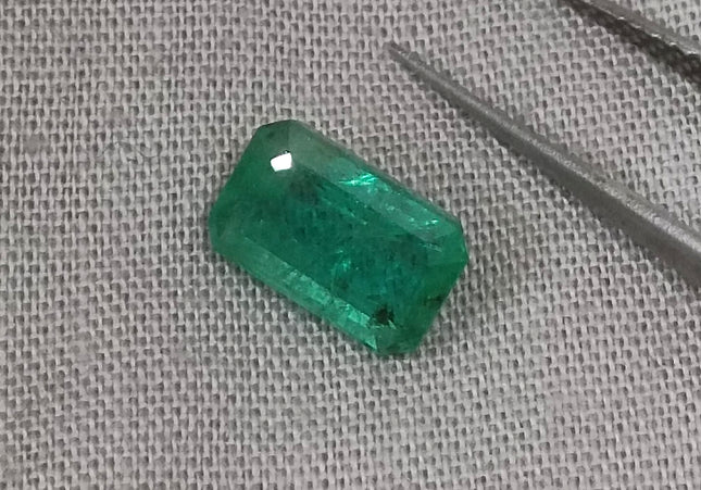 GSI Certified 1.84ct Deep Green Natural Zambian Emerald Minor Oiled Loose Gemstone